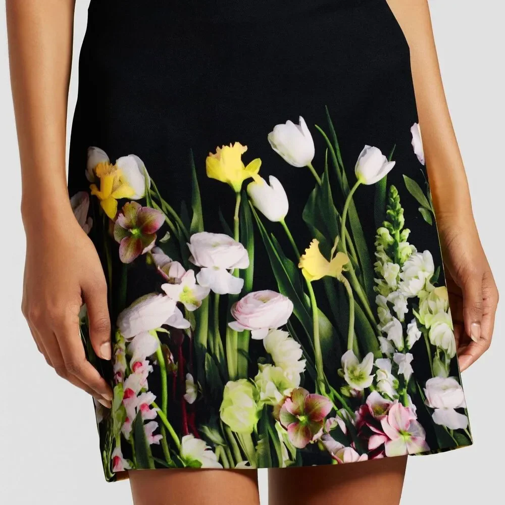 Victoria Beckham Women's Black Satin Photo TOP+Skirt FLORAL Tulip S,M,L,1X - Picture 2 of 5